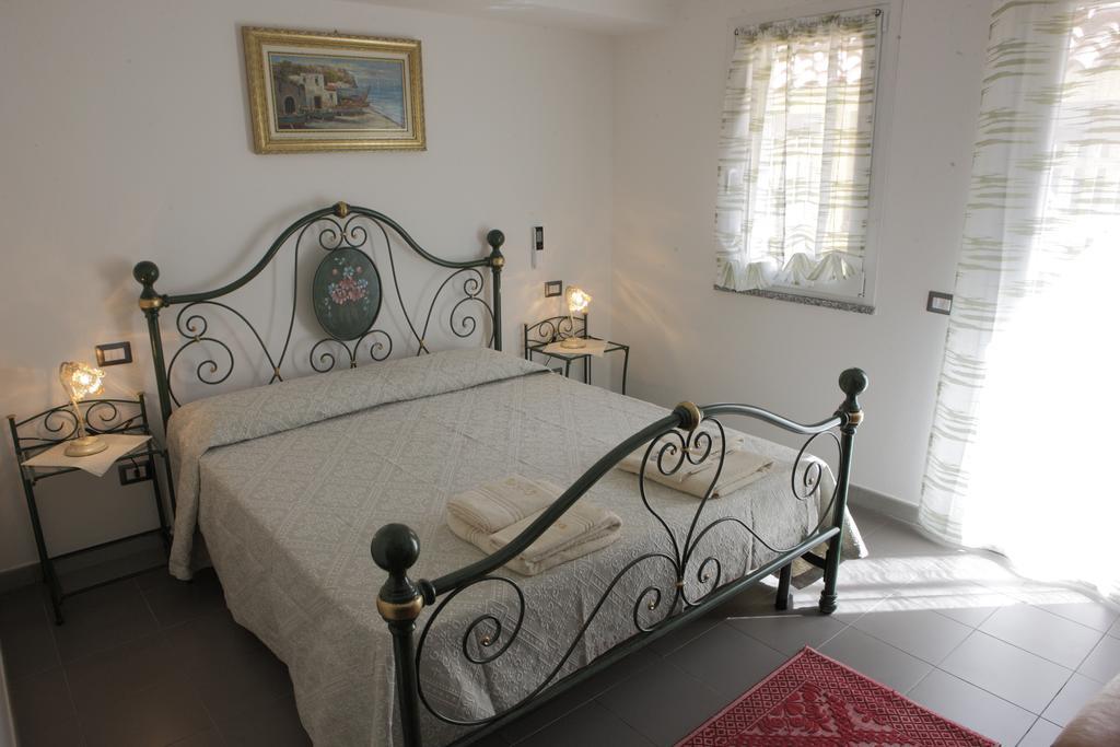 B&B Terre Del Sinis Càbras Rom bilde